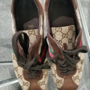 GUCCI SNEAKERS